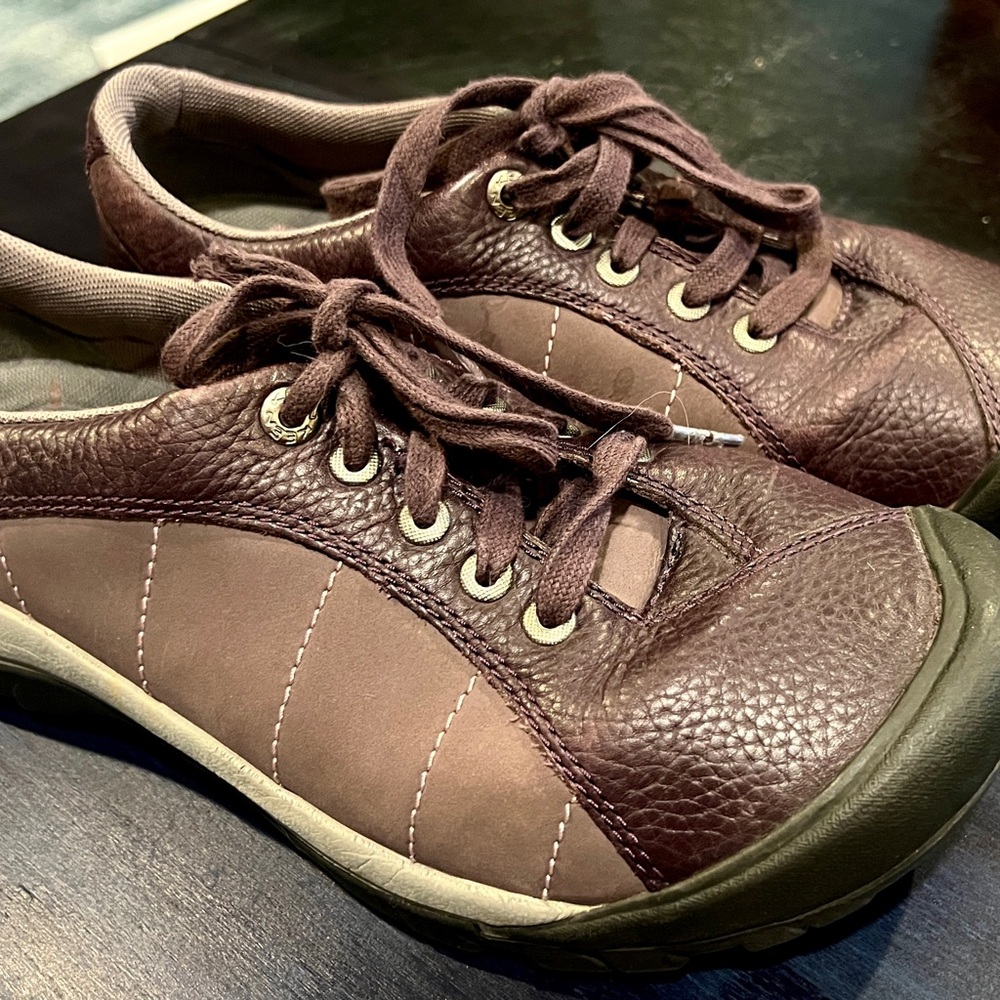 Keen Leather Purple Sneakers, women’s 9, GUC